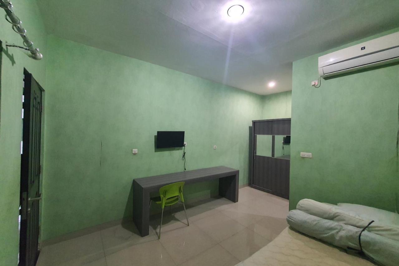 סוראבאיה Oyo 93109 Garden Homestay 1 Tpr מראה חיצוני תמונה