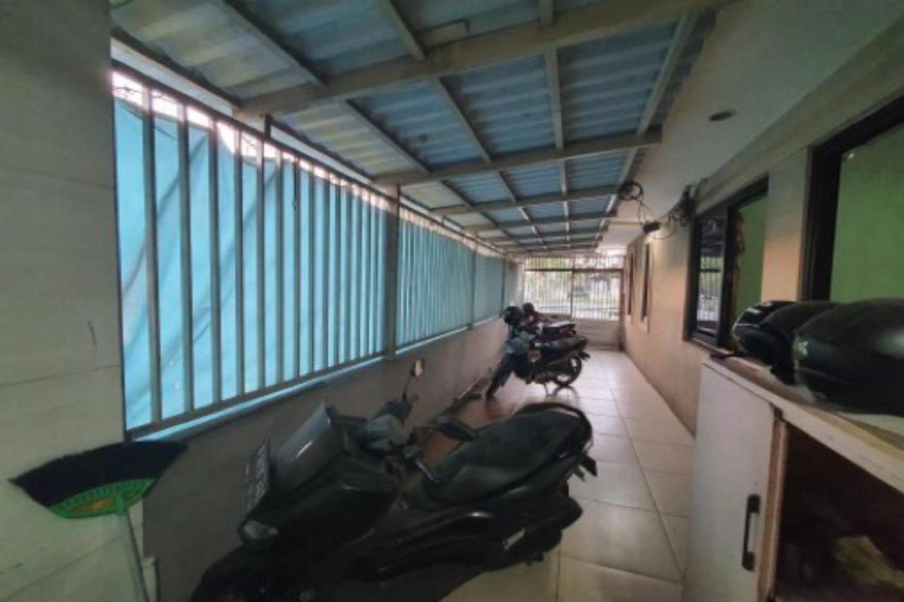 סוראבאיה Oyo 93109 Garden Homestay 1 Tpr מראה חיצוני תמונה