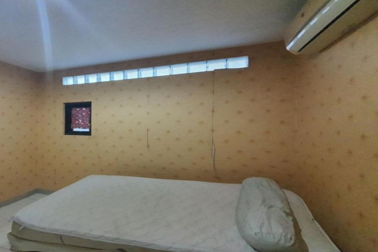 סוראבאיה Oyo 93109 Garden Homestay 1 Tpr מראה חיצוני תמונה