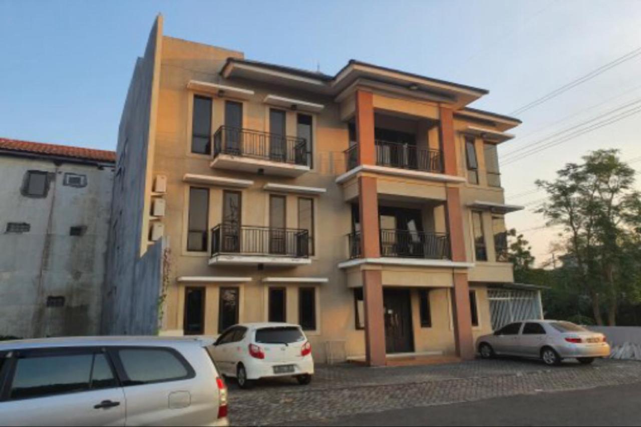 סוראבאיה Oyo 93109 Garden Homestay 1 Tpr מראה חיצוני תמונה